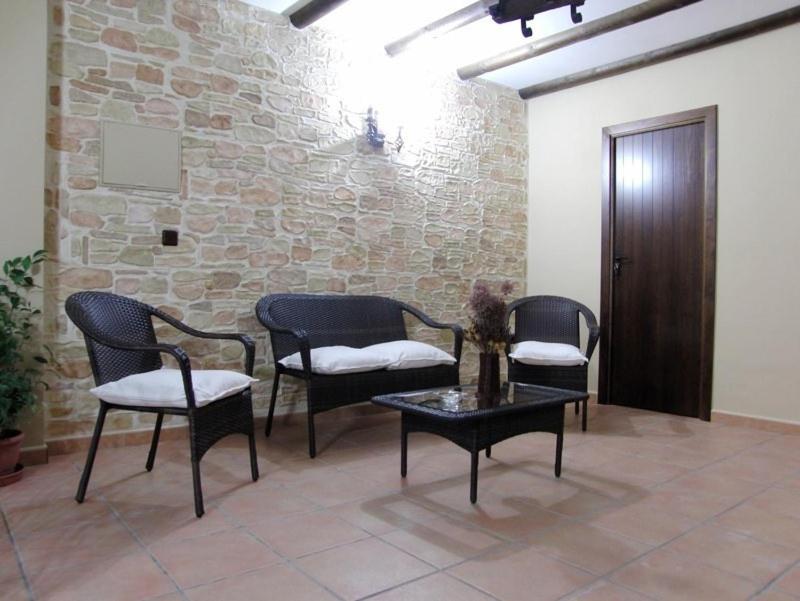 Hotel El Romeral Almadén de la Plata Zewnętrze zdjęcie
